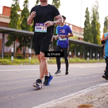 Runner Photo 8380218