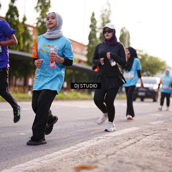 Runner Photo 8380228