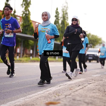 Runner Photo 8380229