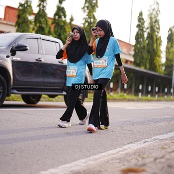 Runner Photo 8380255
