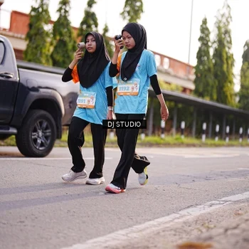 Runner Photo 8380260