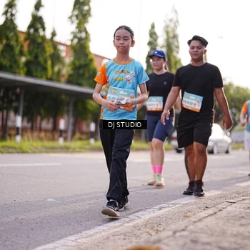 Runner Photo 8380335