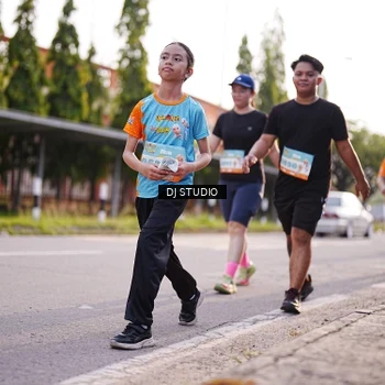 Runner Photo 8380339