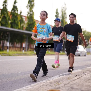 Runner Photo 8380341
