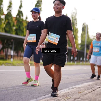 Runner Photo 8380354