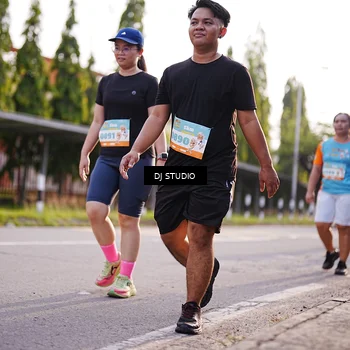 Runner Photo 8380355