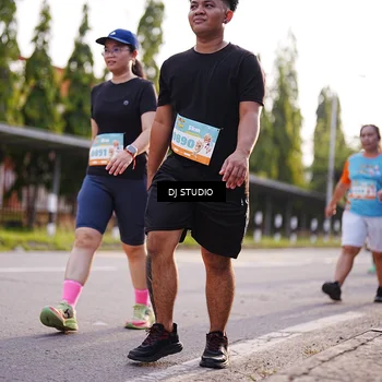 Runner Photo 8380358