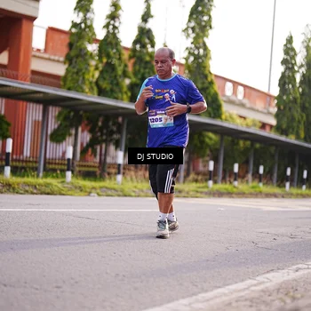 Runner Photo 8380377