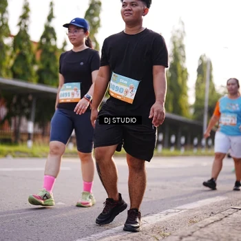 Runner Photo 8380383