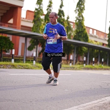 Runner Photo 8380386