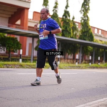 Runner Photo 8380387