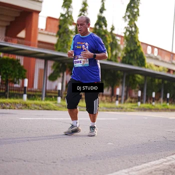 Runner Photo 8380390