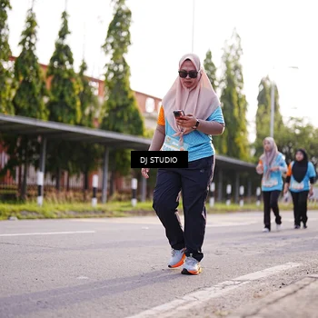 Runner Photo 8380391