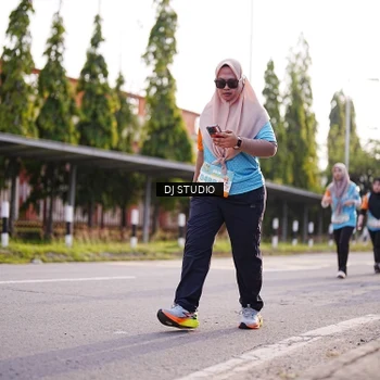 Runner Photo 8380395