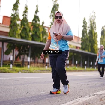 Runner Photo 8380402