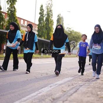 Runner Photo 8380412