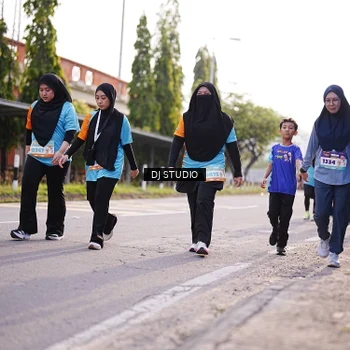 Runner Photo 8380413