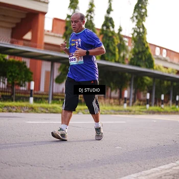 Runner Photo 8380419