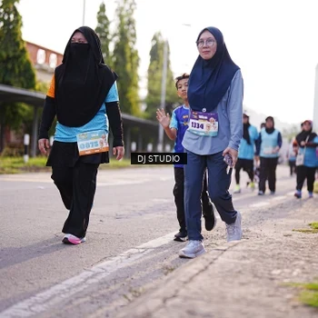 Runner Photo 8380426