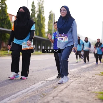 Runner Photo 8380428