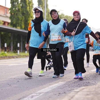 Runner Photo 8380449