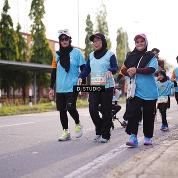 Runner Photo 8380459