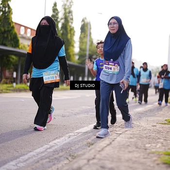 Runner Photo 8380464
