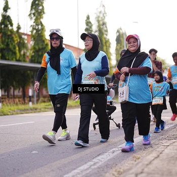 Runner Photo 8380465