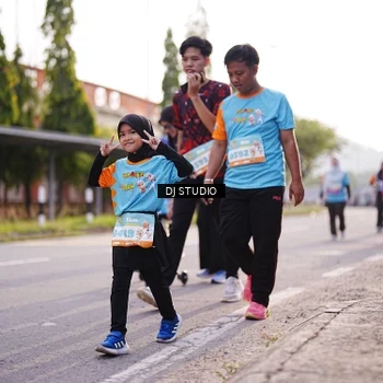 Runner Photo 8380489