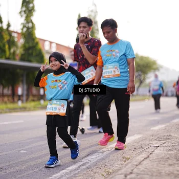 Runner Photo 8380502