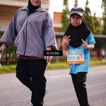 Runner Photo 8380701