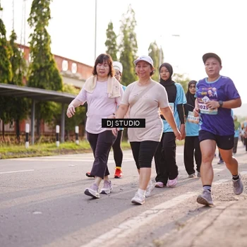 Runner Photo 8380706