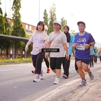 Runner Photo 8380709