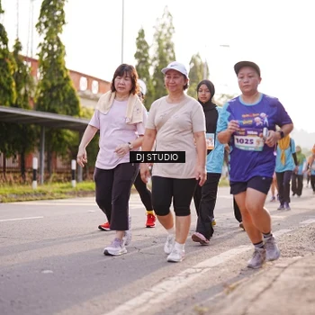 Runner Photo 8380710