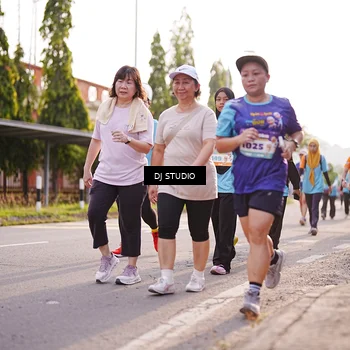 Runner Photo 8380716