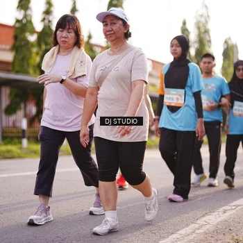 Runner Photo 8380728