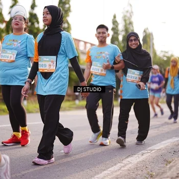 Runner Photo 8380754