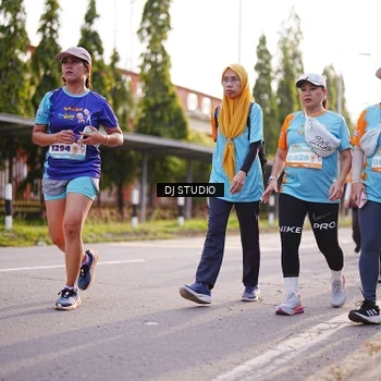 Runner Photo 8380761