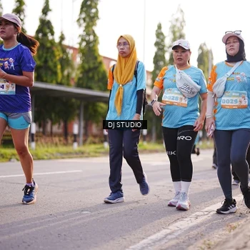 Runner Photo 8380765