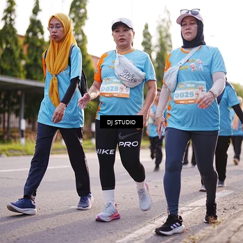 Runner Photo 8380773