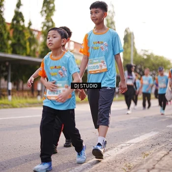 Runner Photo 8380848