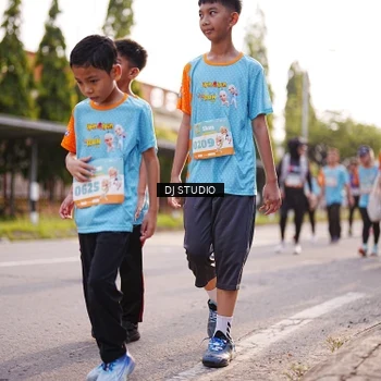 Runner Photo 8380859