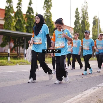 Runner Photo 8380861