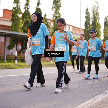 Runner Photo 8380869