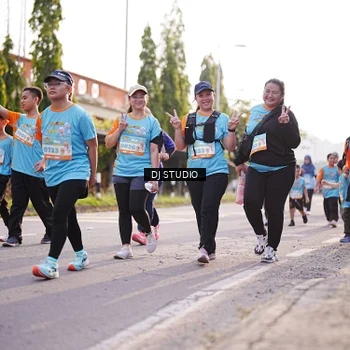 Runner Photo 8380881