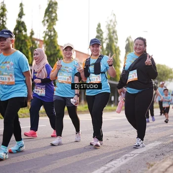 Runner Photo 8380902