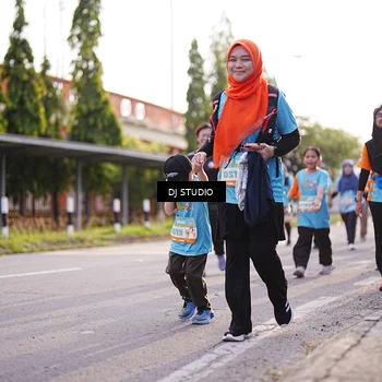 Runner Photo 8380905