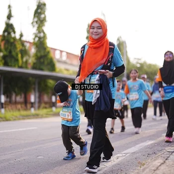 Runner Photo 8380913
