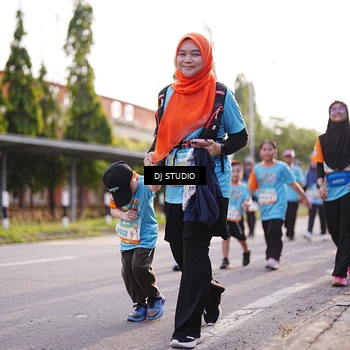 Runner Photo 8380915
