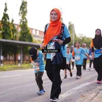 Runner Photo 8380916